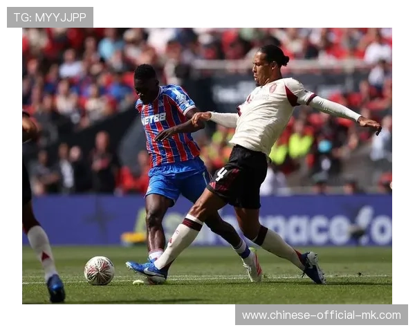 利物浦1-0小胜桑德兰，萨拉赫助攻范戴克破门